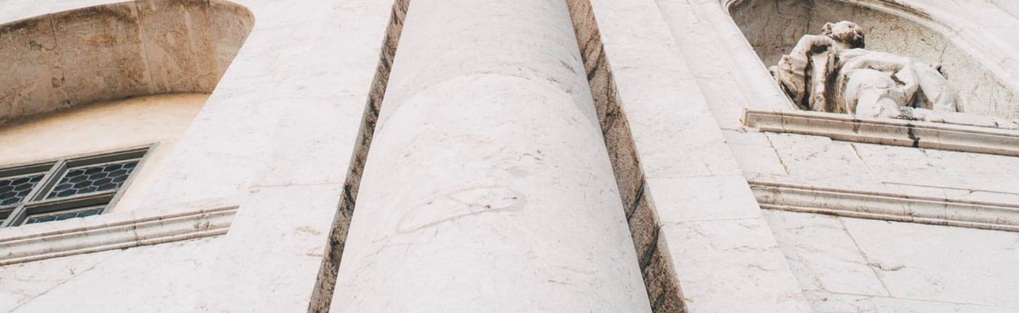 Помощь в решении административных дел в Белоярском